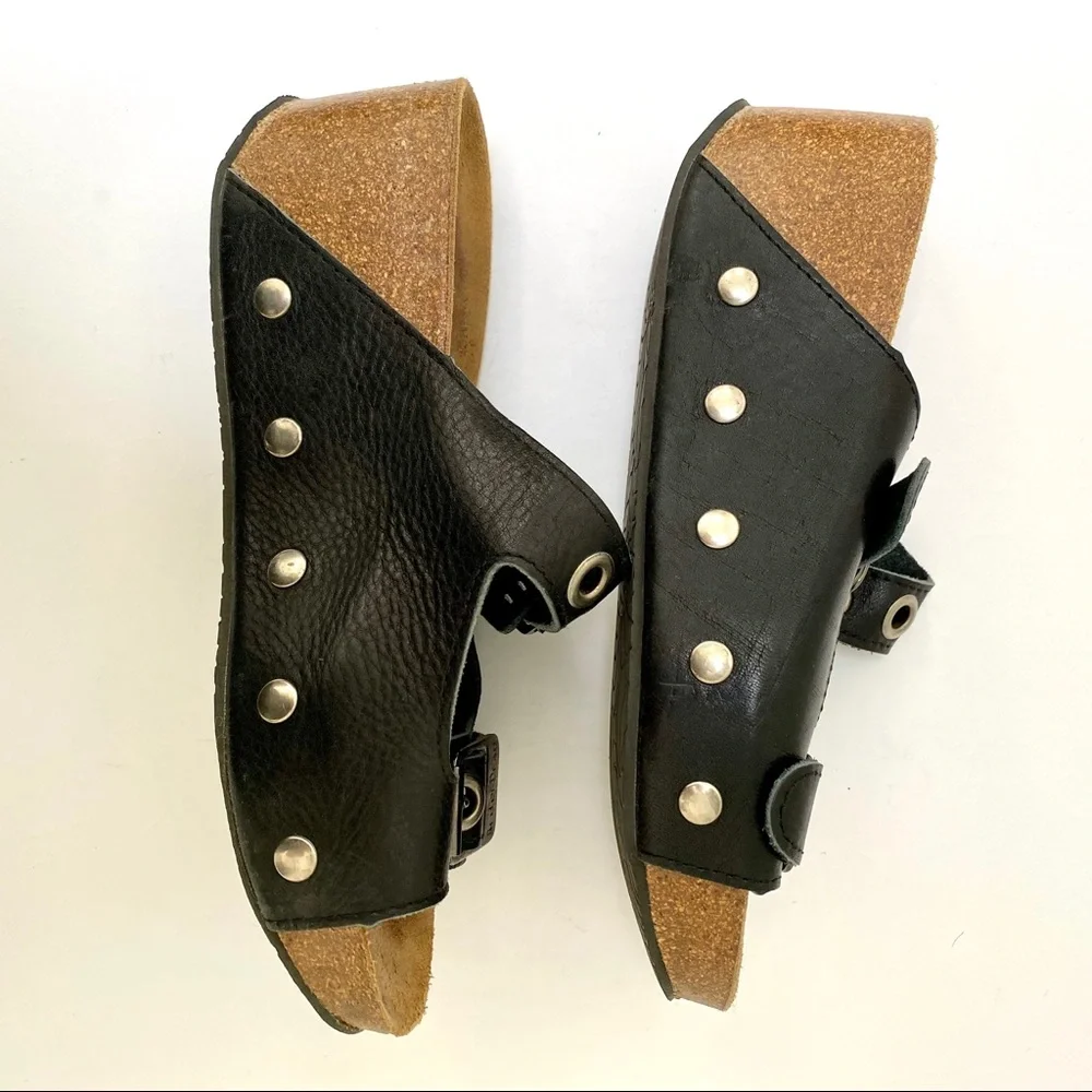 Red or Dead Black Platform Shoes Silver Buckles EU 39 US 8.5/9